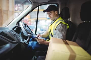 Parcel delivery service provided by Bookmaxivan